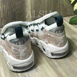 NWT Nike Air Presto Guava Ice W AUTHENTIC NWT NWT Nike Air Presto Guava Ice W AUTHENTIC NWT